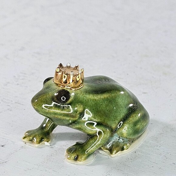 Hagen Renaker Frog Prince Wearing Crown Miniature Figurine *Chips* - Picture 4 of 9